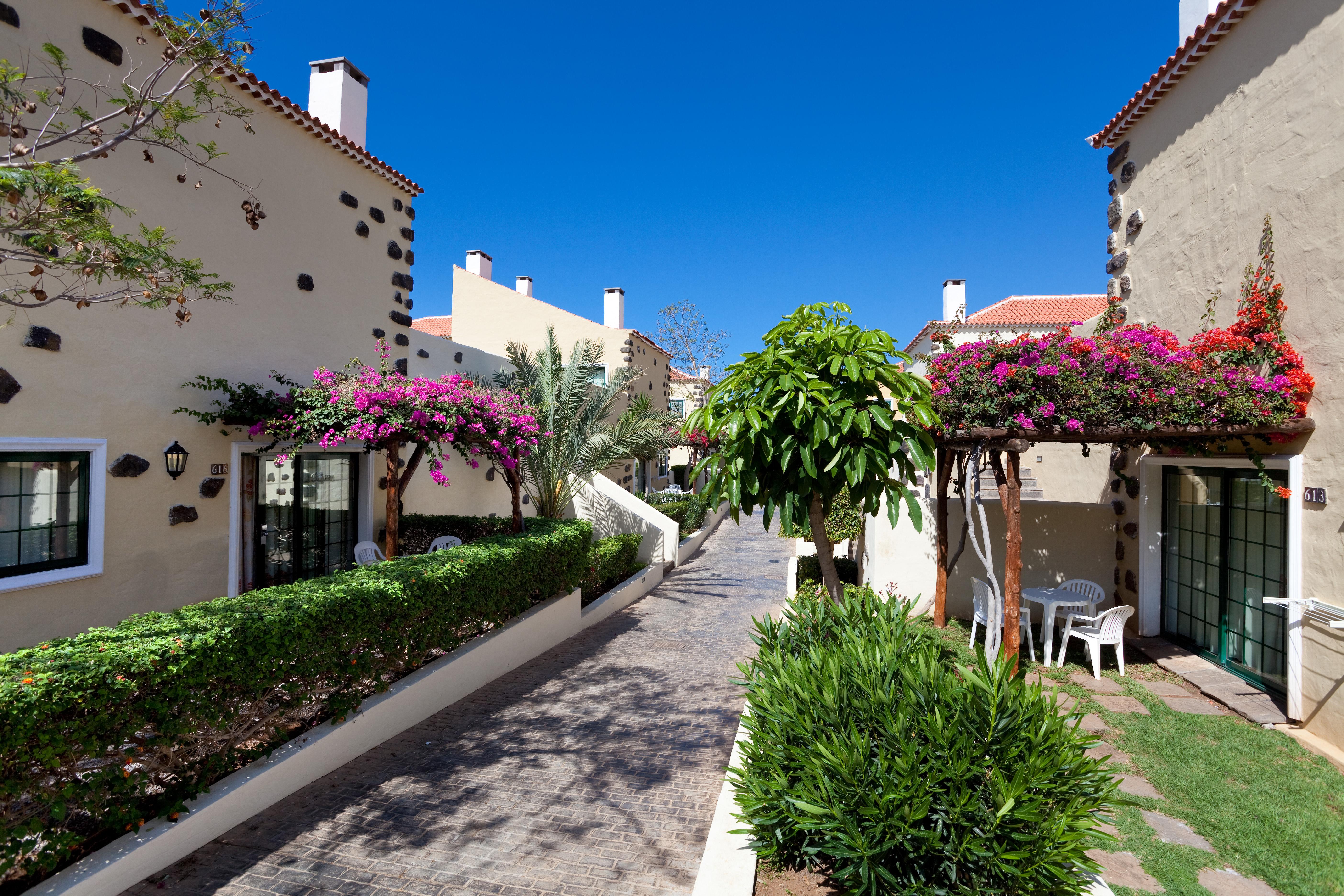 Gf Isabel Hotel Costa Adeje  Exterior photo